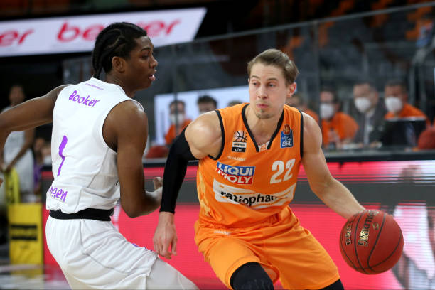 关键时刻保 关键时刻保