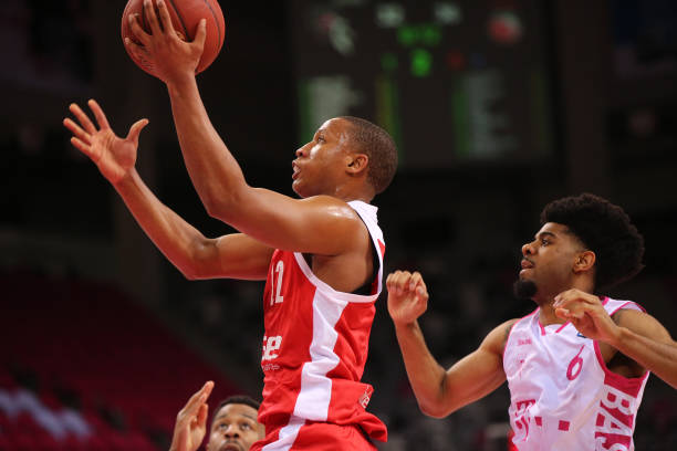 甚至在面对 甚至在面对