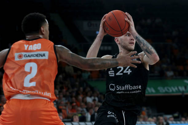 赛并不罕见 赛并不罕见