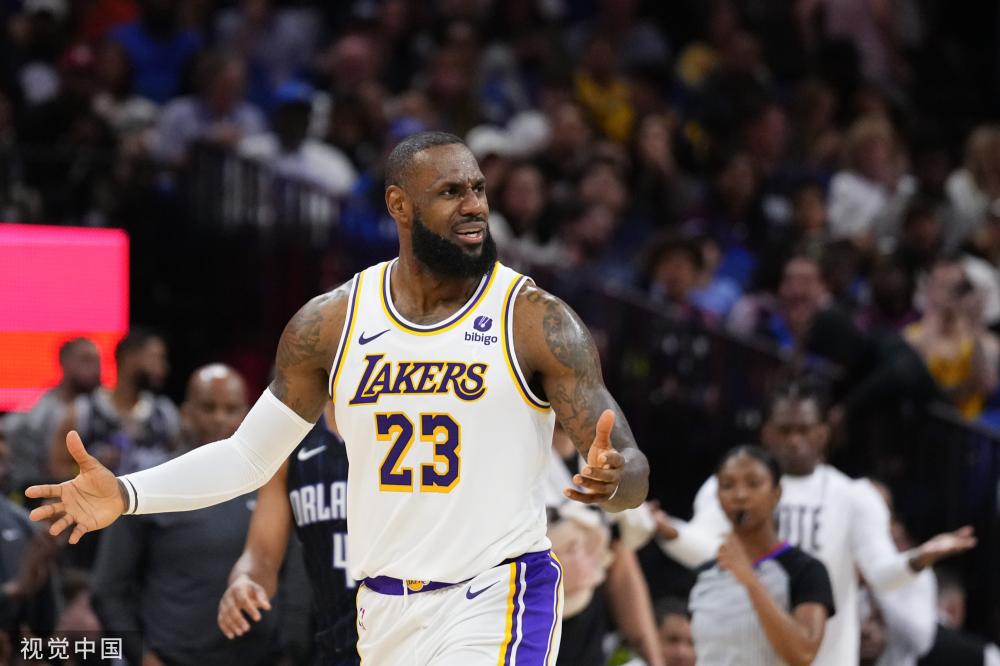 在这场万众 在这场万众